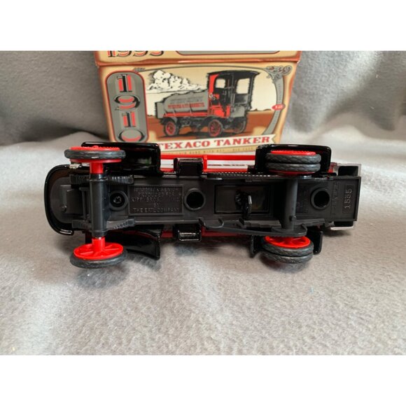 Texaco 1910 Mack Tank Truck Bank 1995 Ertl Collectibles Die-Cast Model Toy - Picture 8 of 14